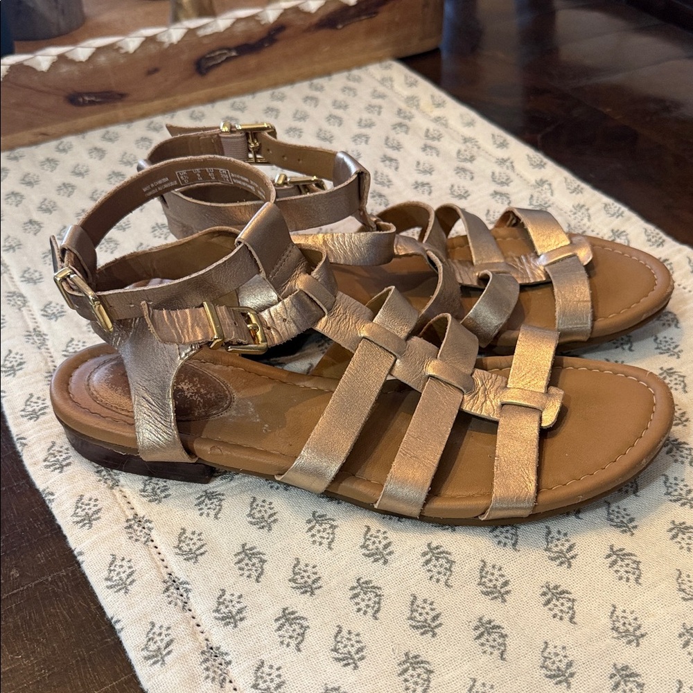 Clarks Women's Metallic Bronze Sandals